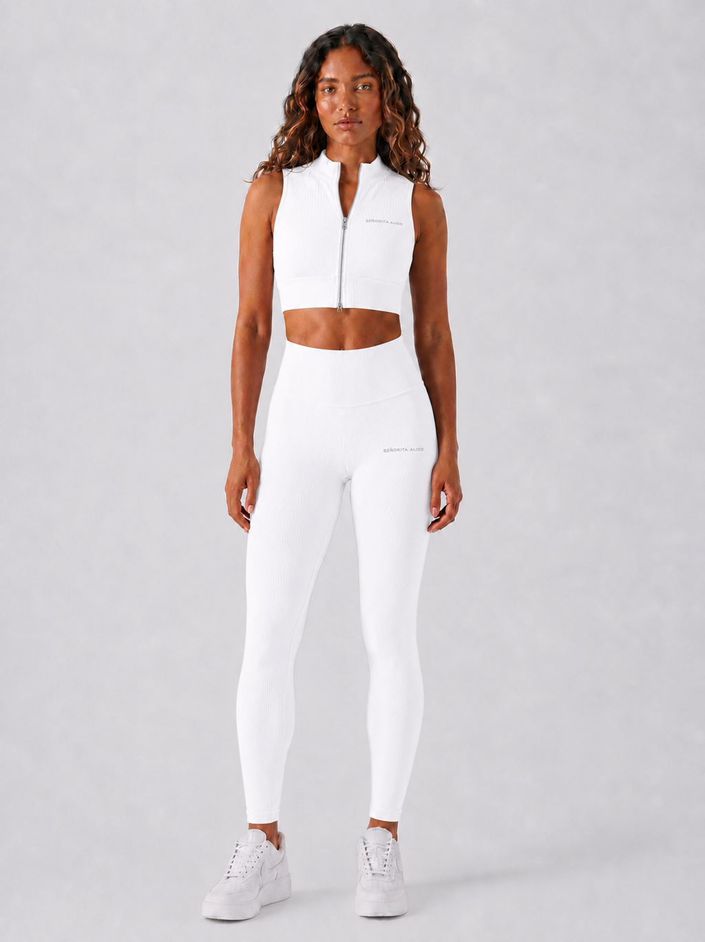 Sara Short Sleeve Zipper Top - White